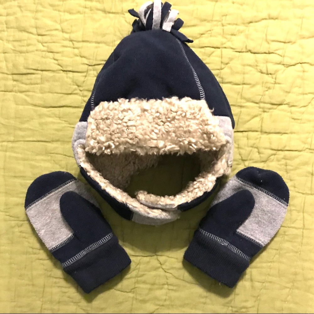 Baby Gap Trapper Hat & Mittens Set
